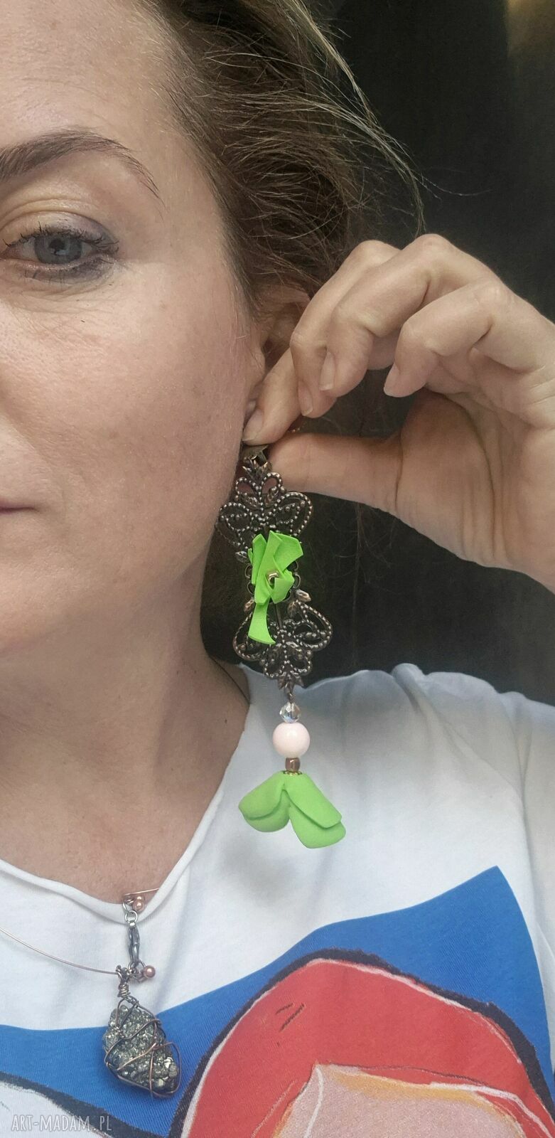 Długie zielone klipsy z kwiatami i filigranami - boho folk - lekkie i wyraziste