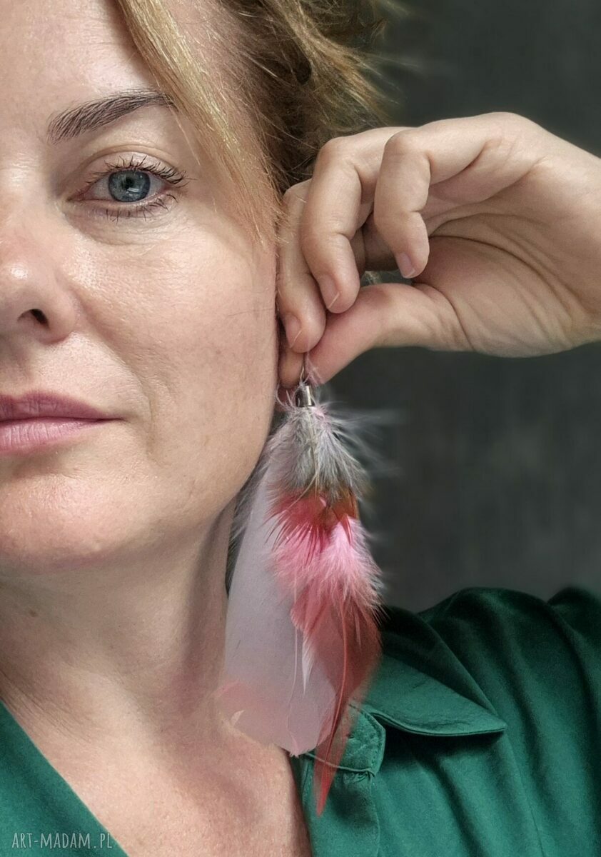 Klipsy długie pióra kolorowe - lekkie boho etno
