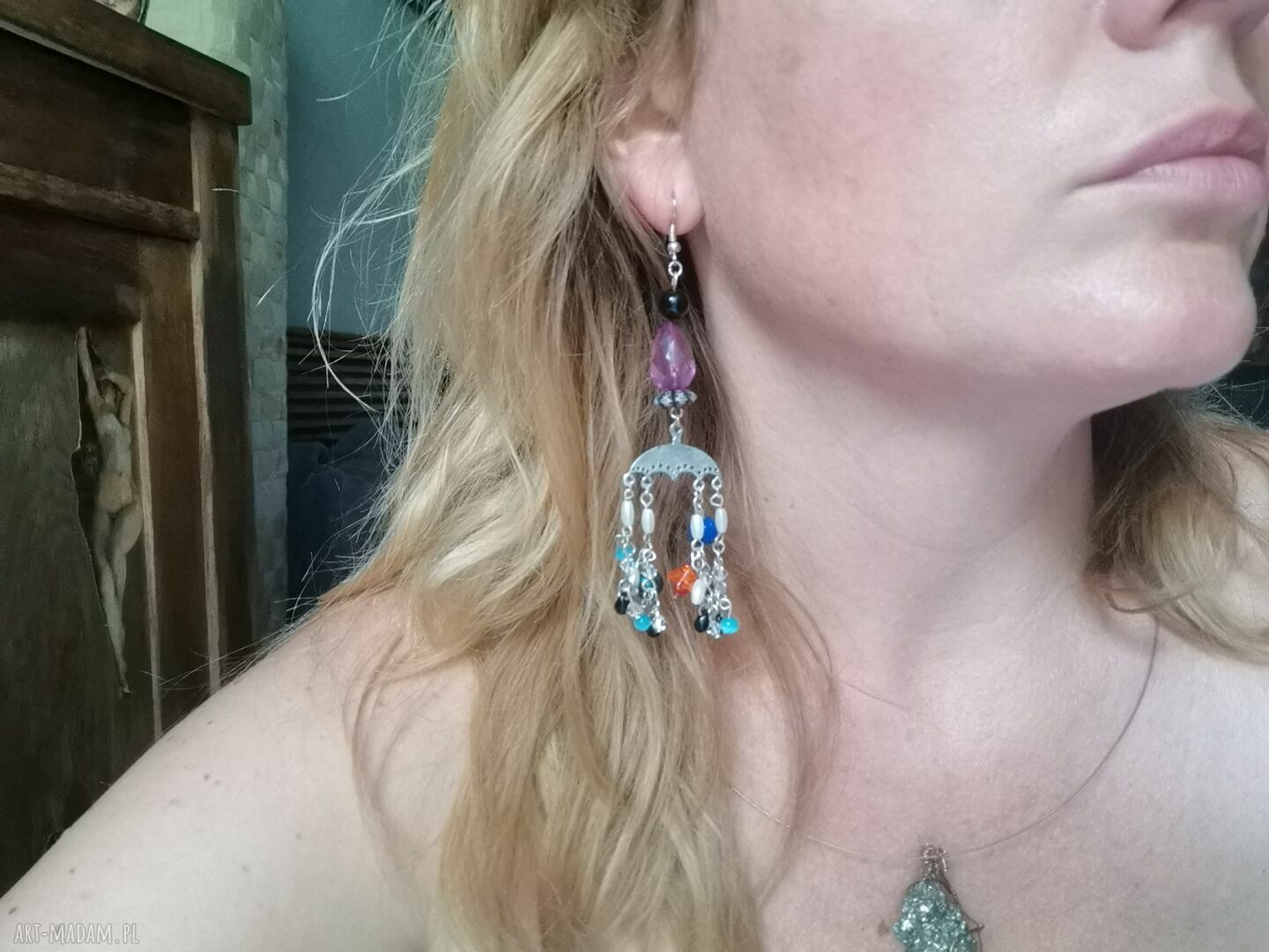Kolczyki długie kolorowe hipi boho - frędzle Ruda Klara Box z1