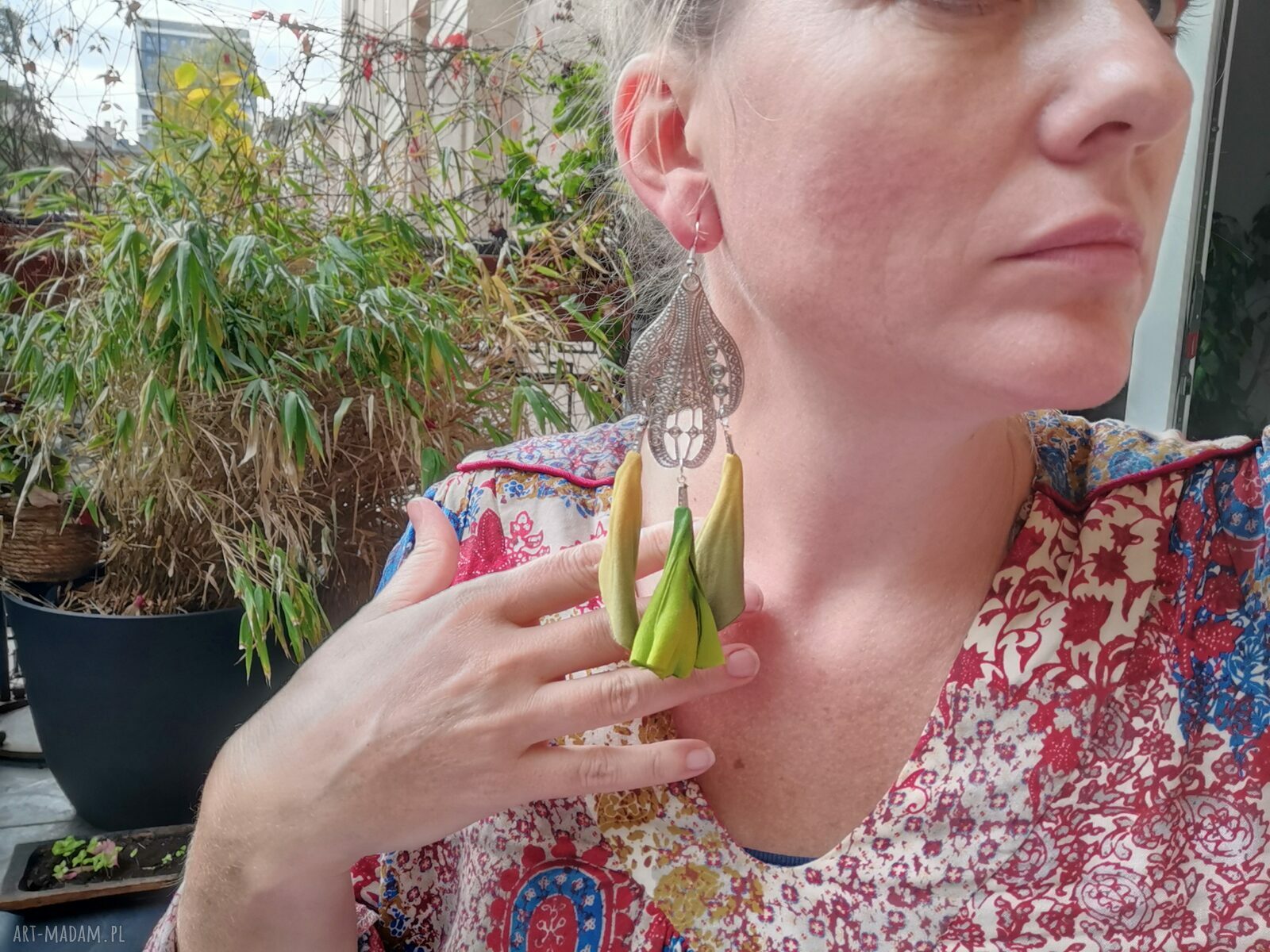 Kolczyki długie lekkie frędzle boho Ruda Klara - żółte i zielone