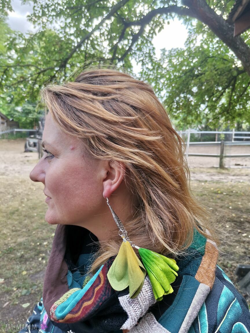 Kolczyki długie zielone etno-boho folk Frida - futrof