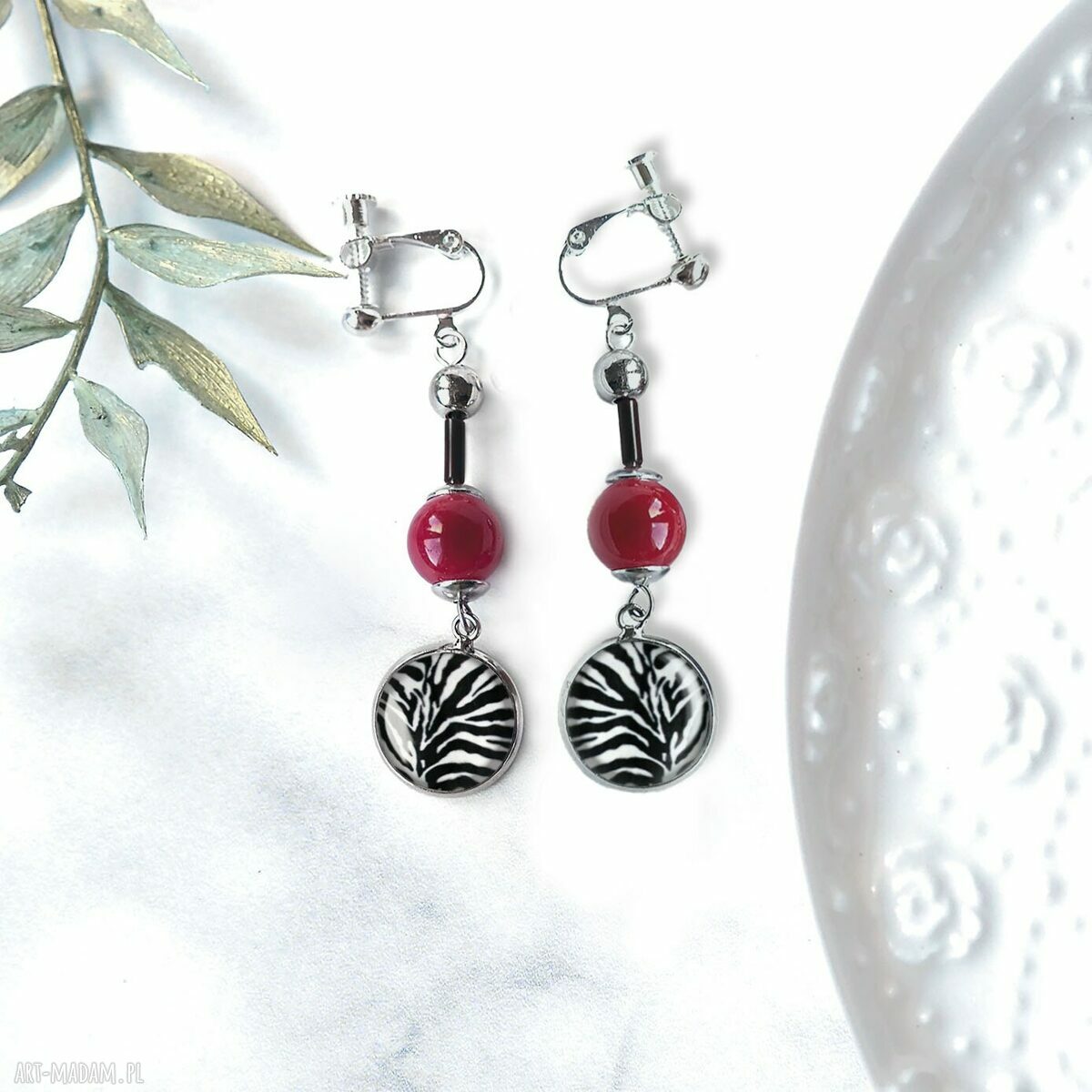 Długie klipsy wiszące zebra - regulowane klipsy handmade na prezent