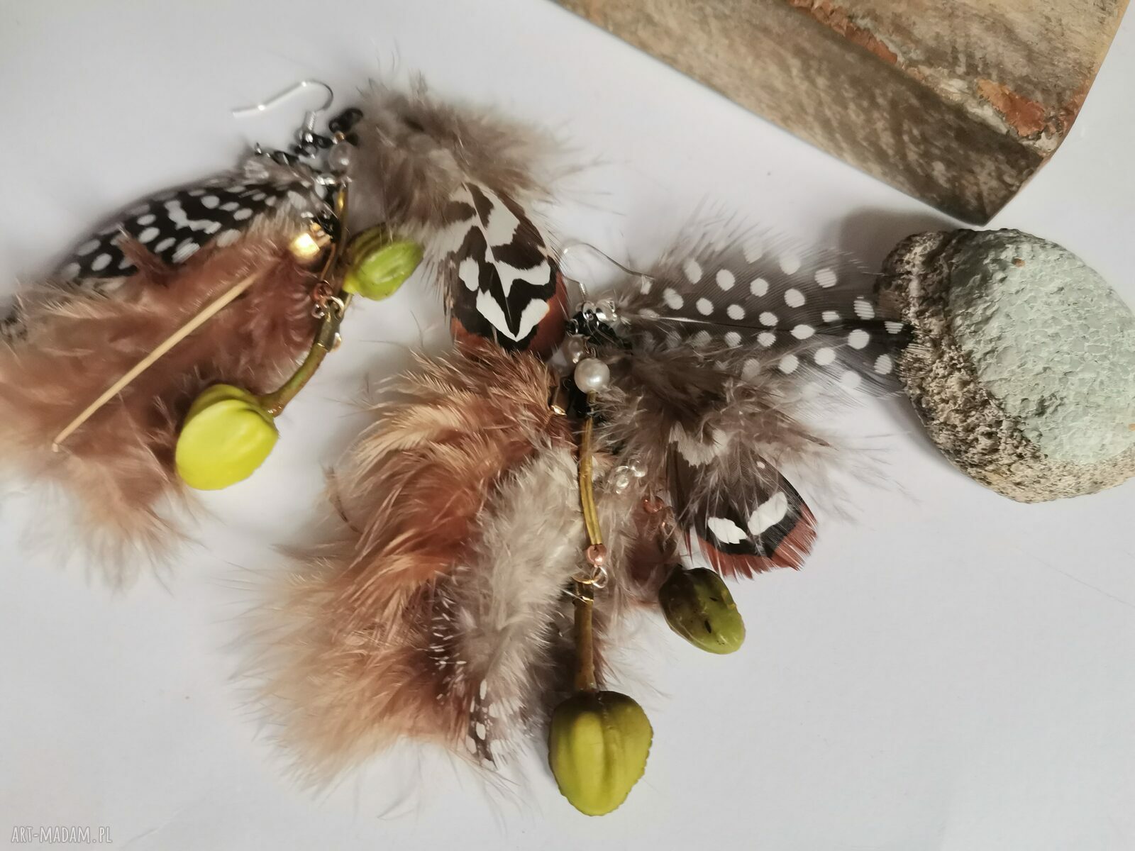 Kolczyki do psa mam więcej sympatii - boho frędzle z piórami