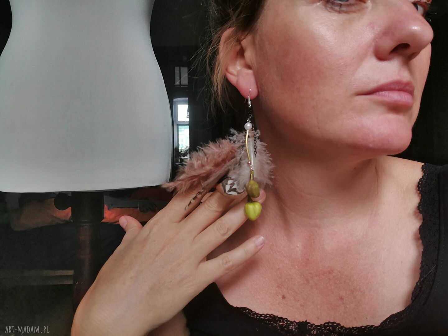 Kolczyki do psa mam więcej sympatii - boho frędzle z piórami