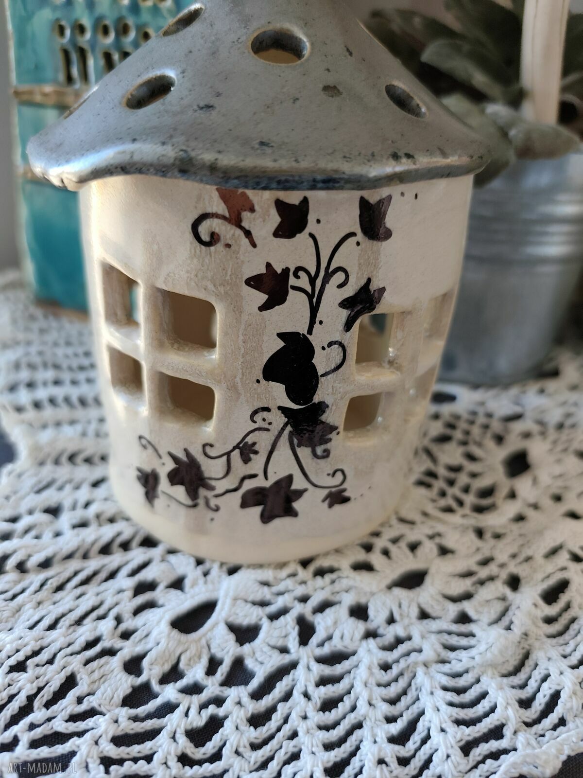 Ceramiczny domek-lampion na święta - bożonarodzeniowa świeca