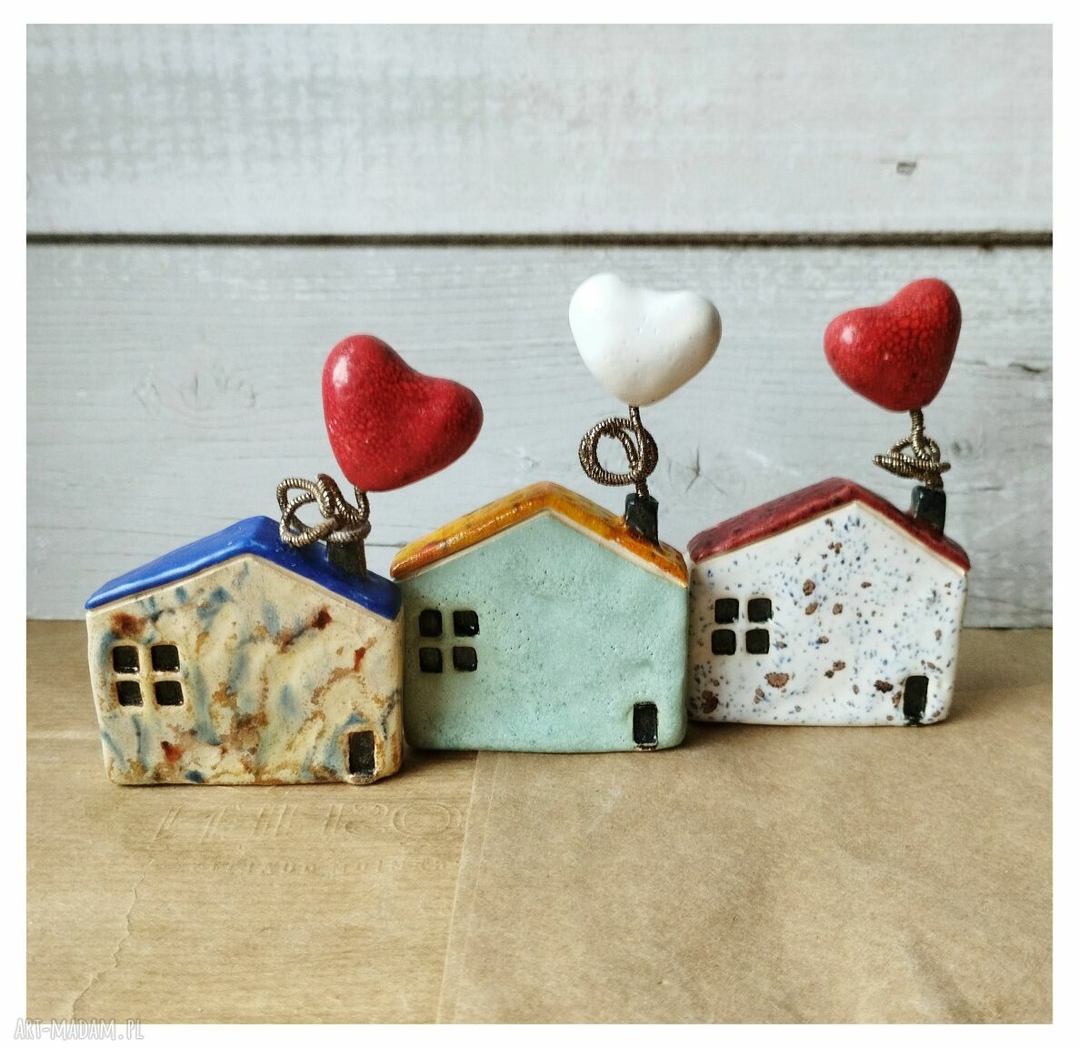 Domki z sercem - ceramika handmade do postawienia