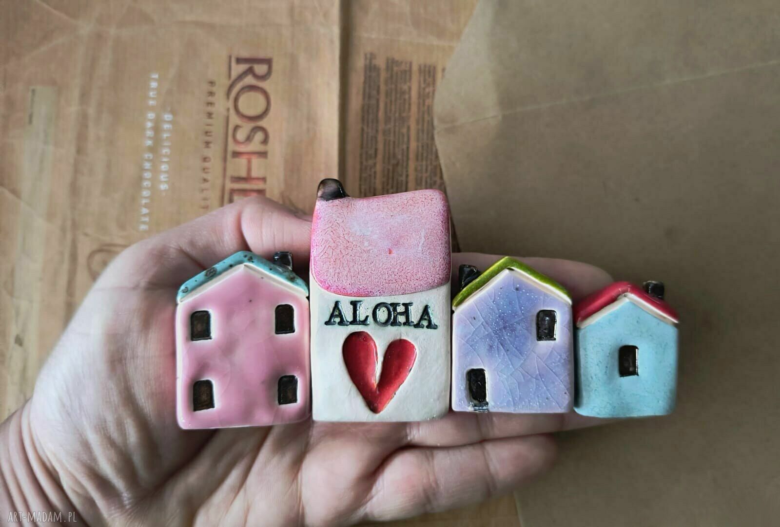 Domki Aloha - zestaw 4 ceramicznych domków na półkę