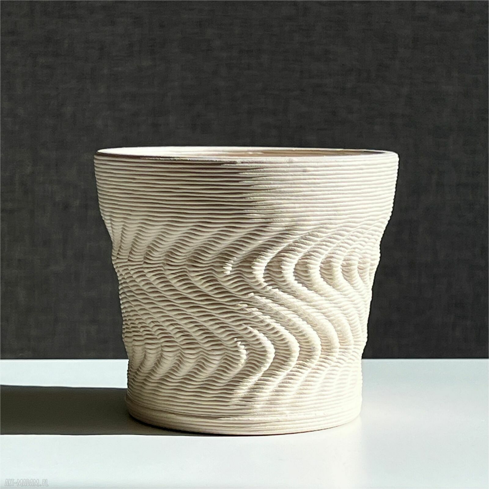 Doniczka ceramiczna - osłonka drukowana 3D z gliny beż