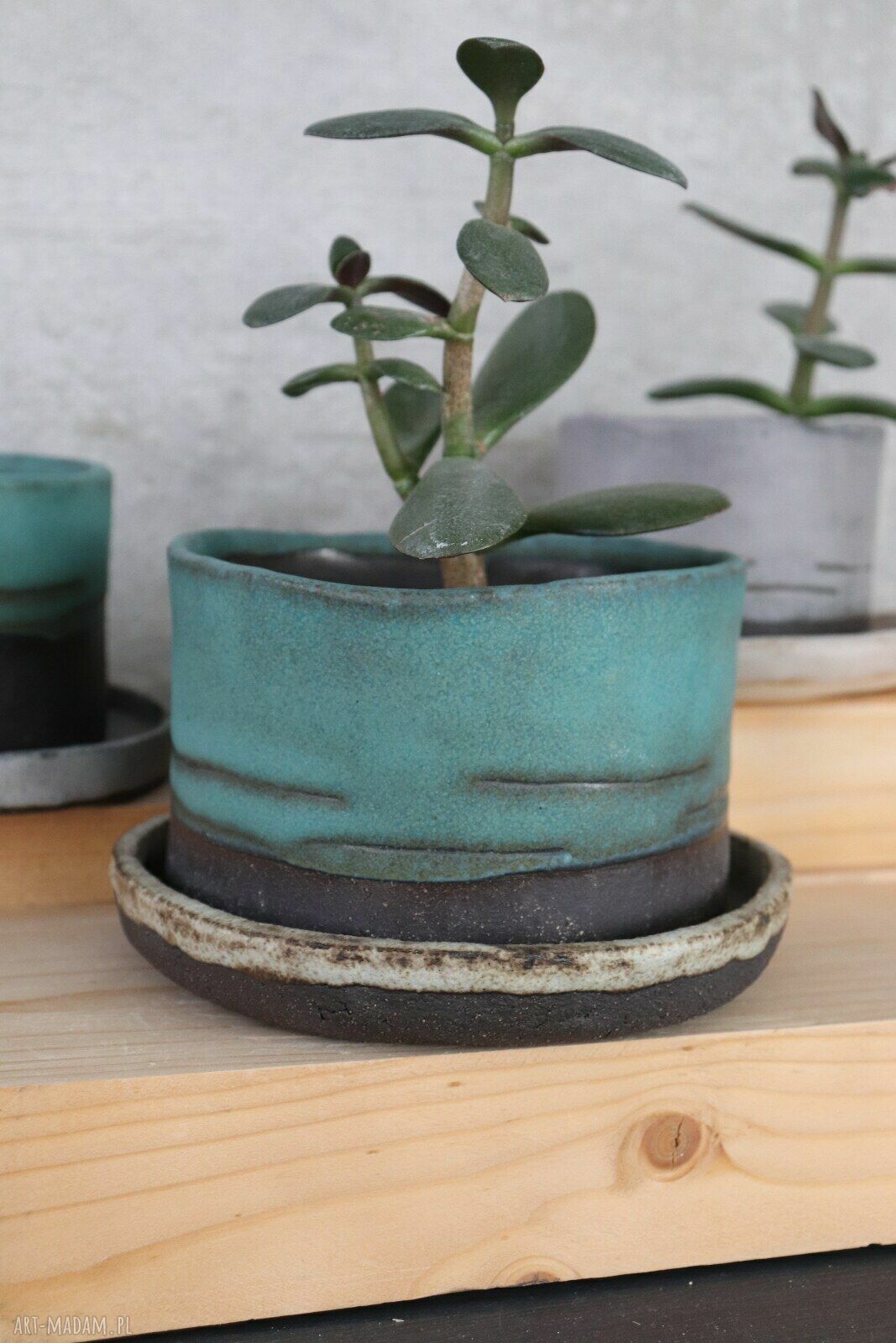 Doniczka ceramiczna Otuliny handmade - niebieskie szkliwo i fioletowa podstawka