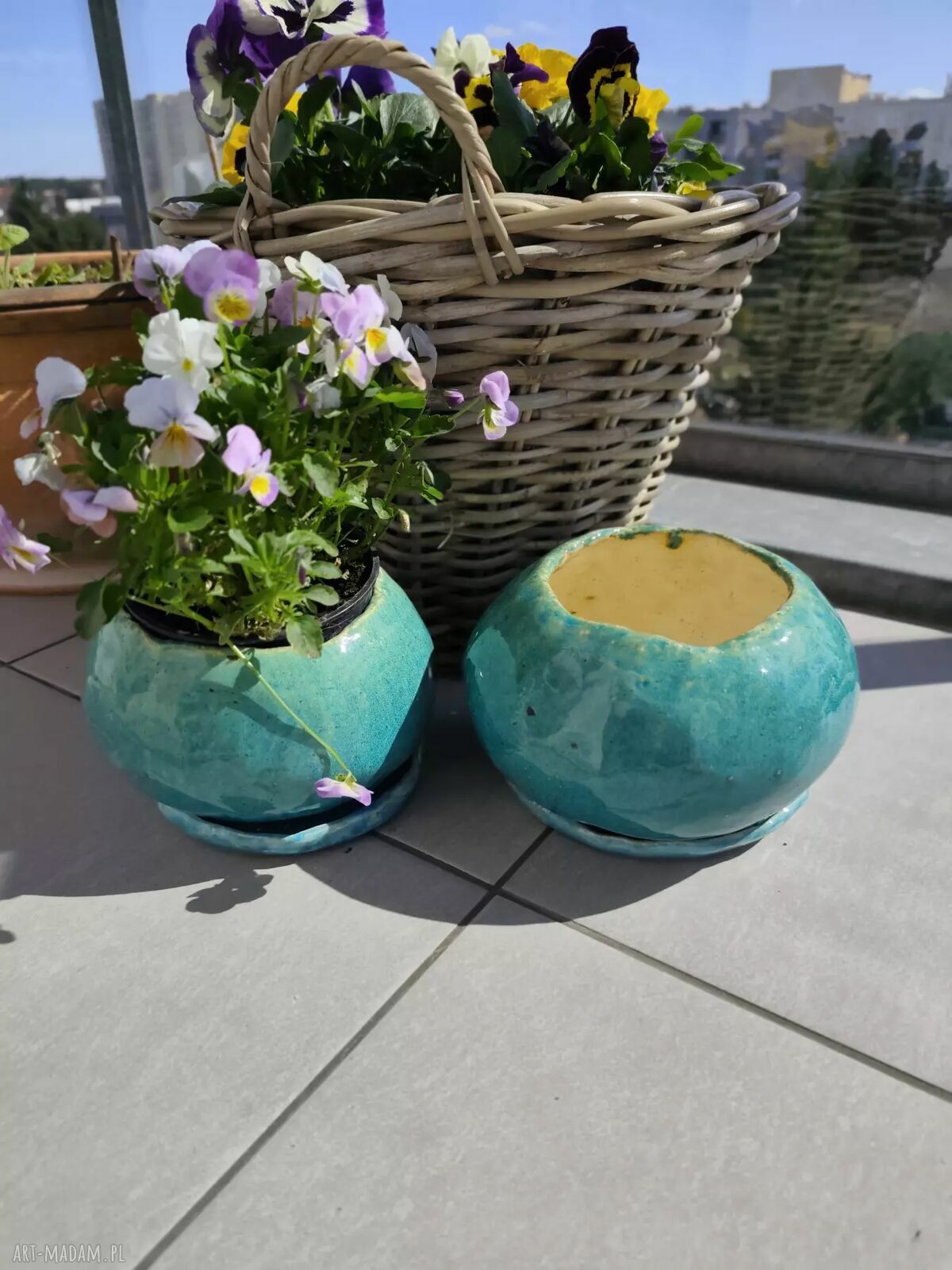 Turkusowa doniczka ceramiczna handmade