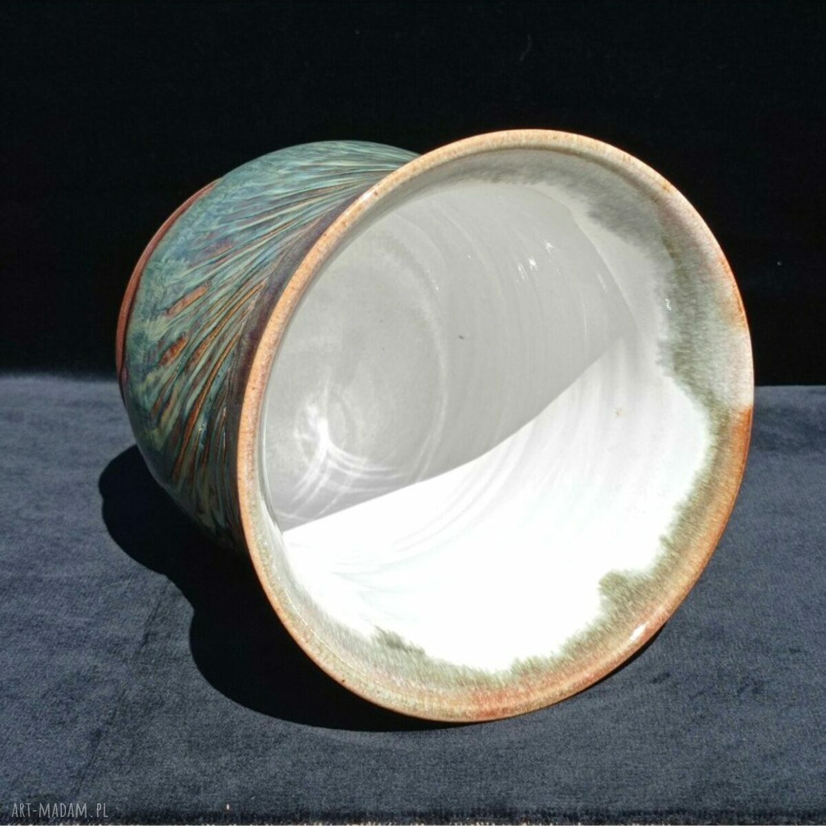 Doniczka ceramiczna Twist - ozdobna osłonka na kwiaty