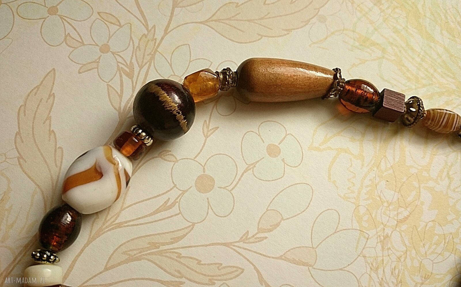 Dorma - naszyjnik handmade z ceramiki, drewna i szkła weneckiego w kolorze starego złota