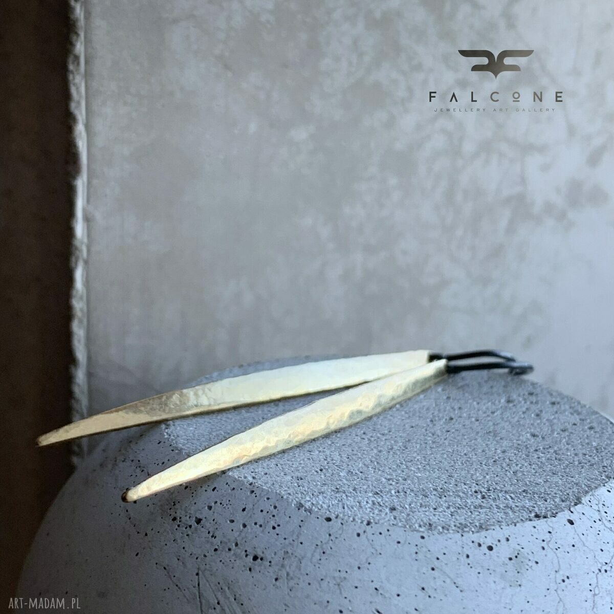 Kolczyki Dragon Nail - smocze pazury, które robią wrażenie