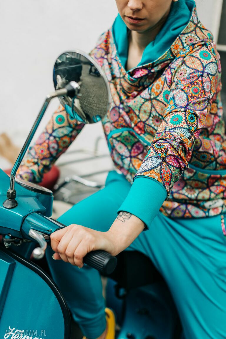 Dres damski Ciao Bella - bluza z kapturem i spodnie baggy