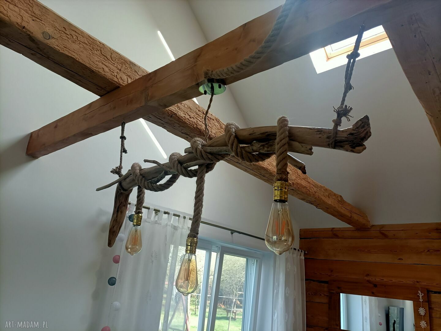 Drewniana lampa wisząca Jaro Blue0 z drewna z morza