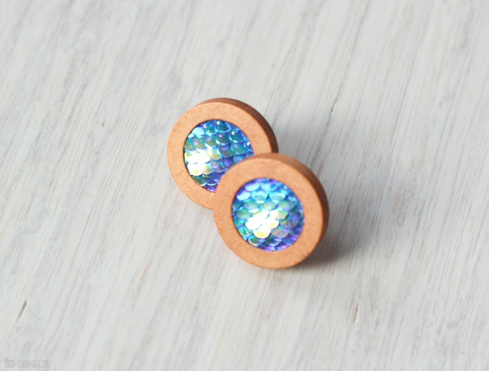Drewniane kolczyki Syreni ogon - łuski z żywicy