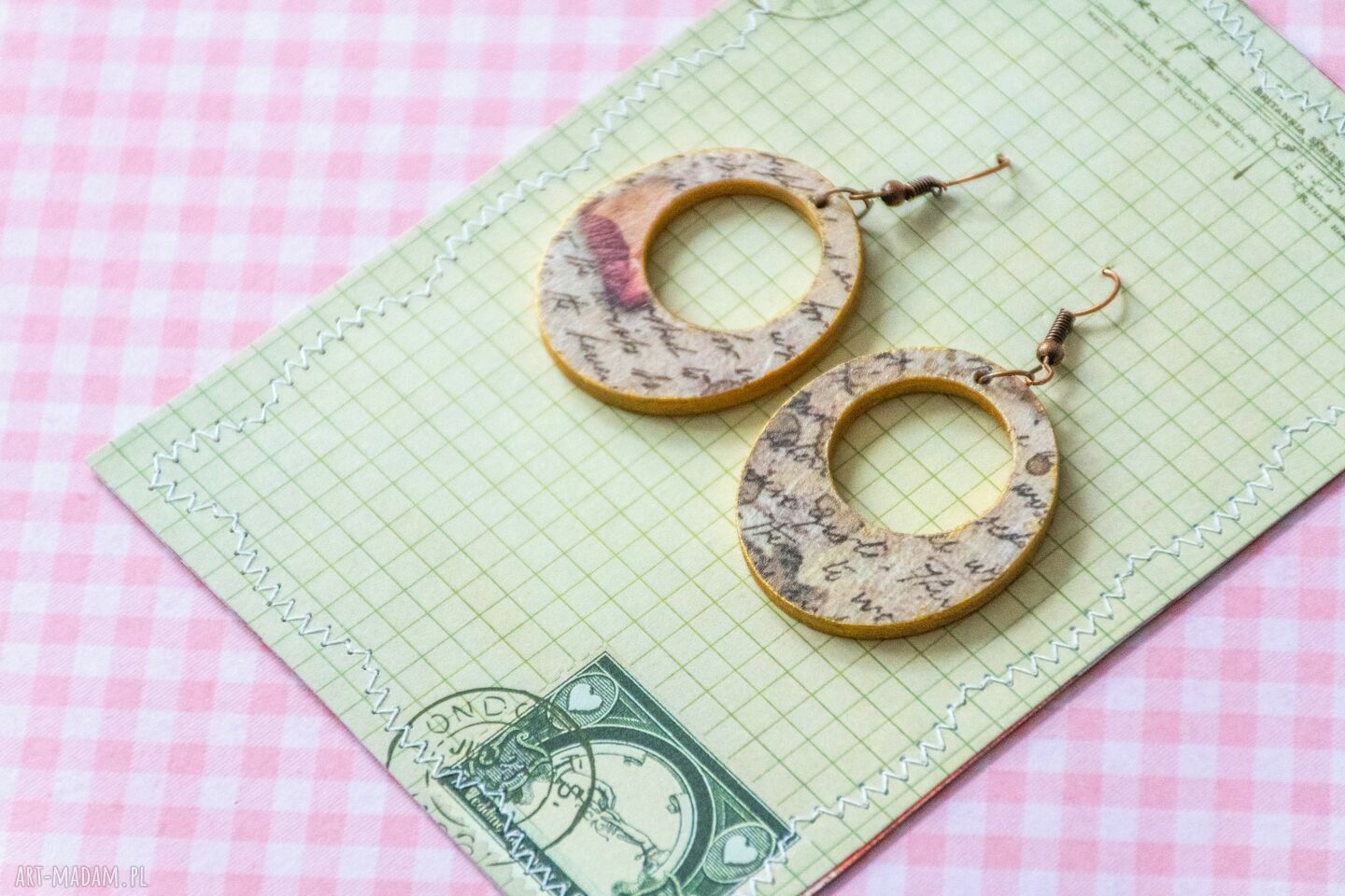 Drewniane kolczyki - Listy miłosne (romantyczne vintage) z decoupage
