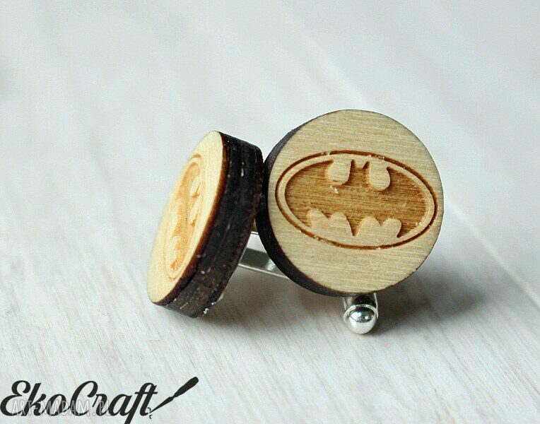 Drewniane spinki do mankietów BATMAN - ekologiczne Eko Craft (ręcznie robione)