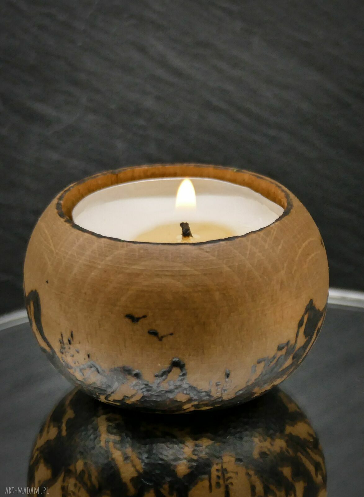 Drewniany świecznik tealight z górskim motywem - ręcznie wypalany pirografią