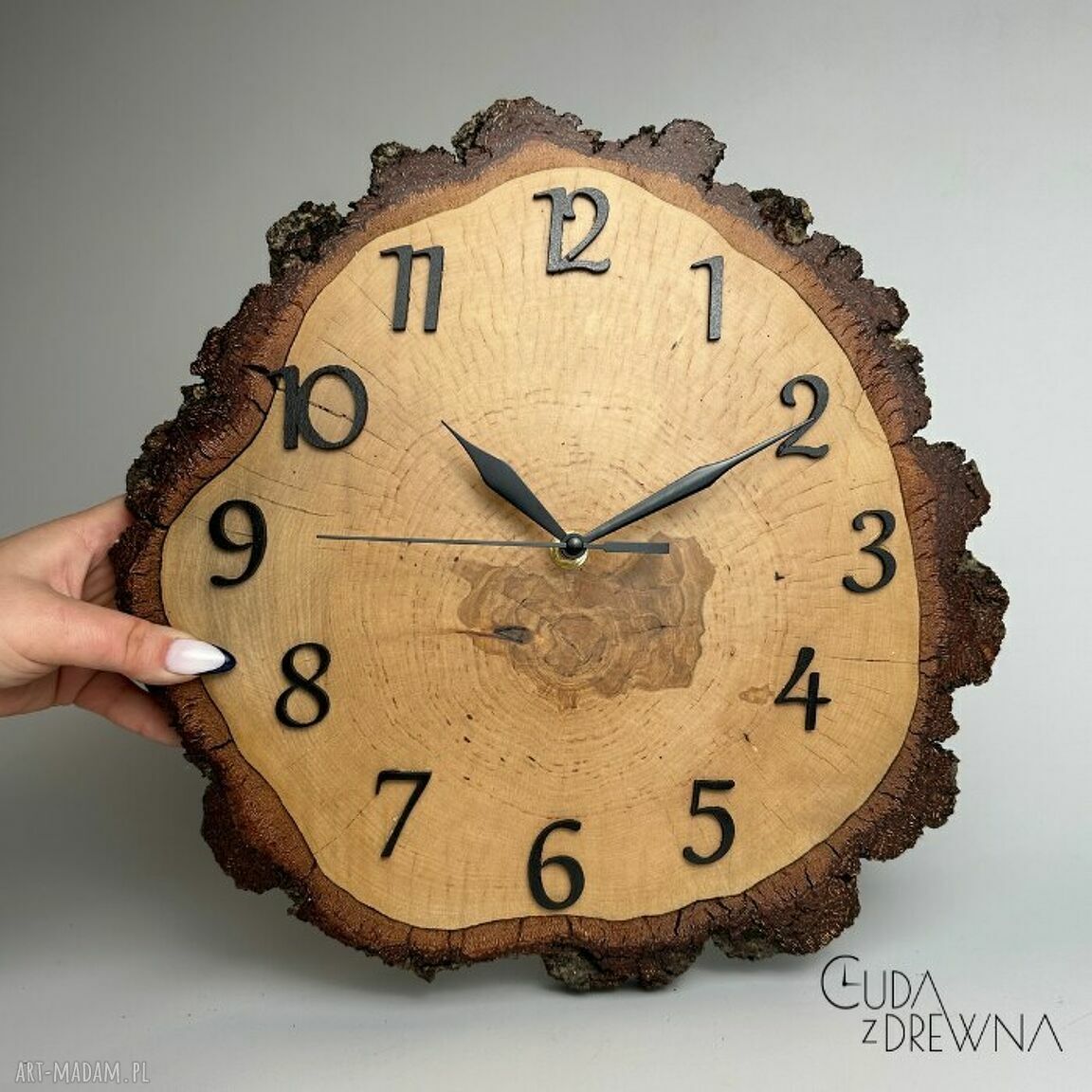 Drewniany zegar z plastra drewna brzozy 30 cm - personalizowany prezent