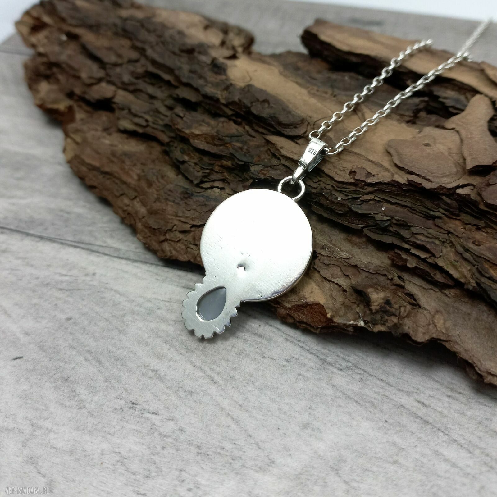 Srebrny naszyjnik Drzewo życia z kamieniem księżycowym