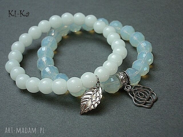 DUO WHITE AND LIGHT BLUE Handmade
