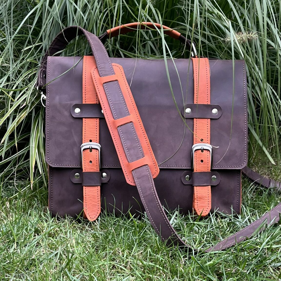 Duża brązowa teczka skórzana formatu ramię laptopa dokumenty