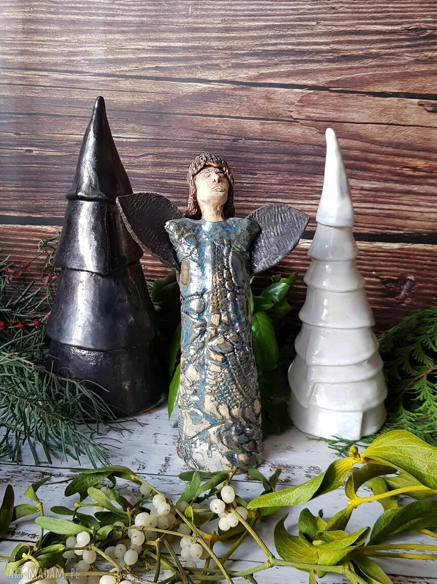 Duża elegancka choinka ceramiczna ze szkliwem „złoty brąz”