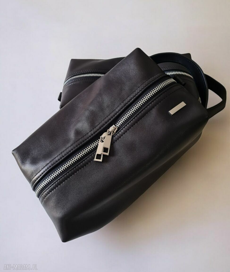 Duża skórzana kosmetyczka czarna unisex - ręczne wykonanie