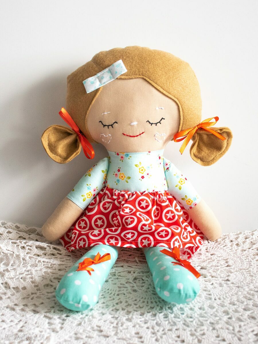 Duża lalka haftowana Emma 46 cm