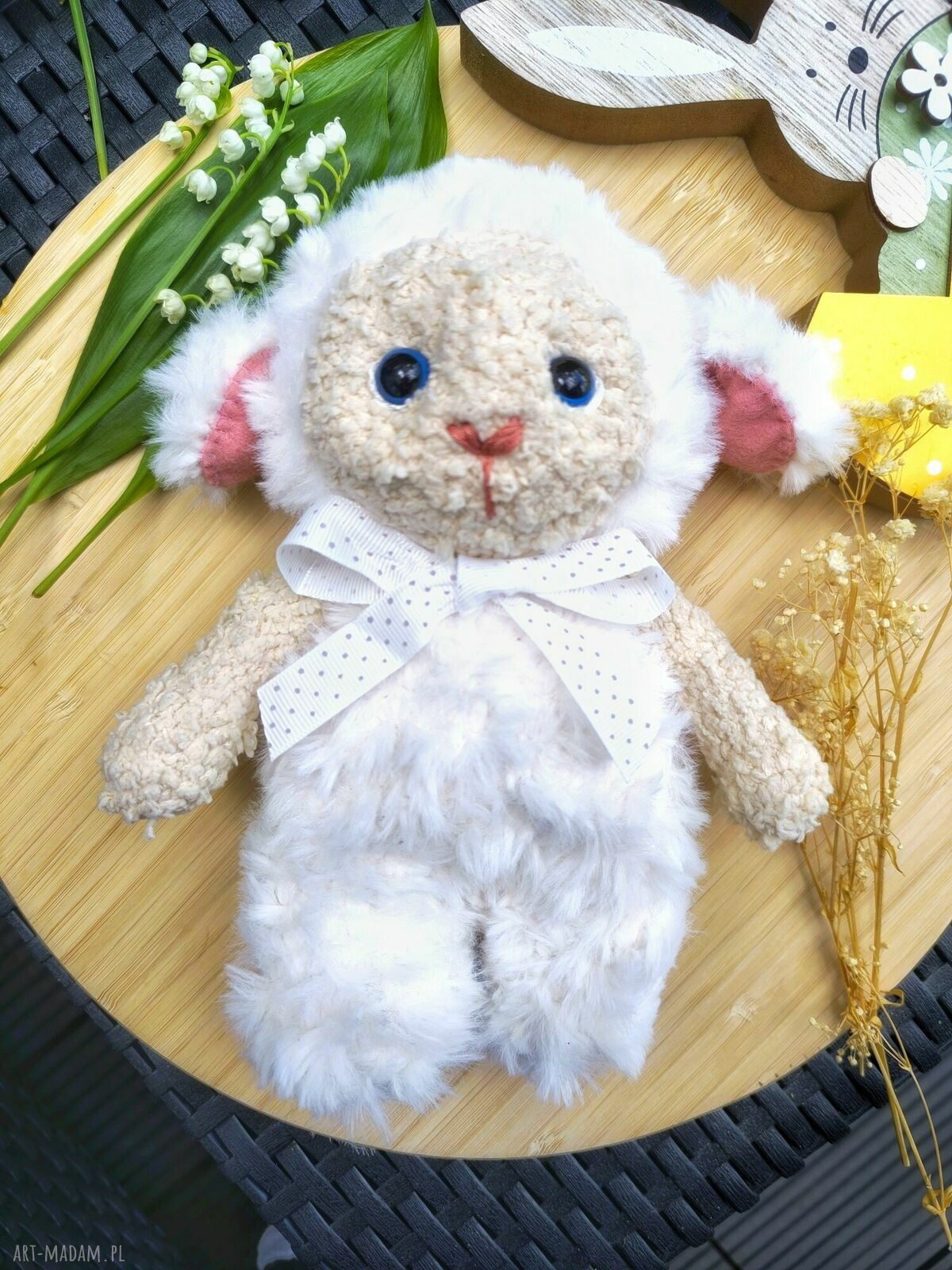 Duża maskotka owieczka Alicja - szydełkowy przytulak handmade