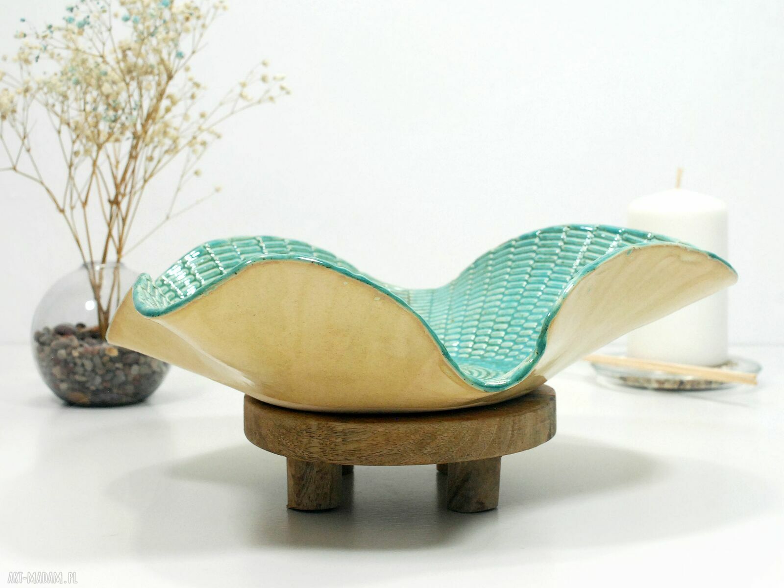 Duża misa dekoracyjna turkusowa muszla z ceramiki handmade