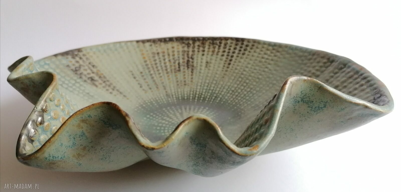 Duża misa ceramiczna "Muszla" - ręcznie robiona z gliny szamotowej