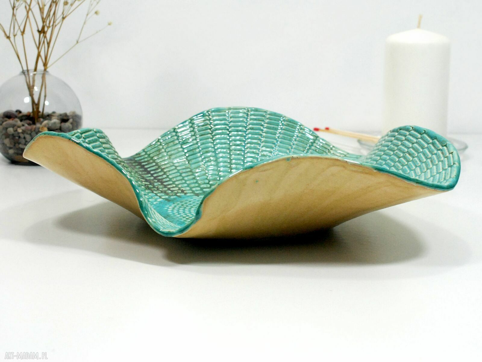 Duża misa dekoracyjna turkusowa muszla z ceramiki handmade