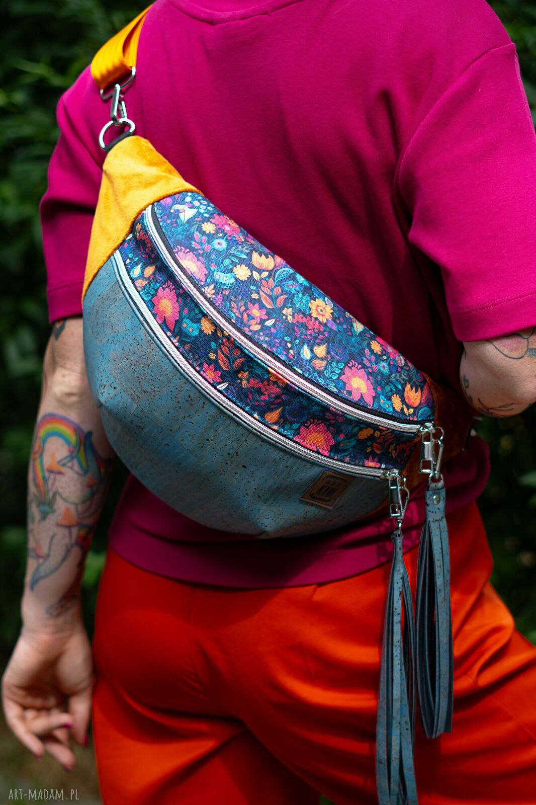 Duża pakowna nerka damska w kwiaty z korka (handmade)