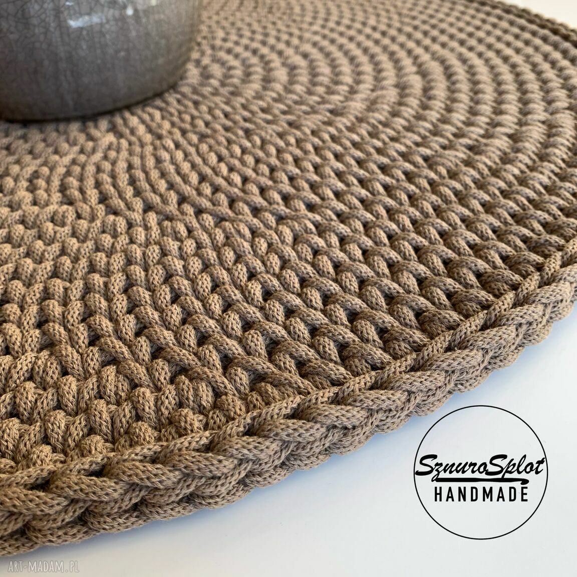 Duża podkładka na stół 65 cm - ręcznie robiona szydełkowa dekoracja