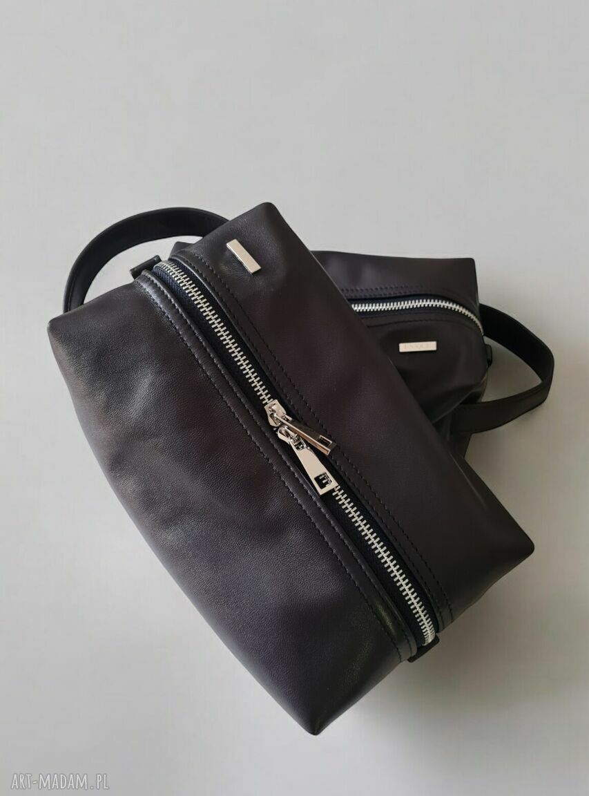 Duża skórzana kosmetyczka czarna unisex - ręczne wykonanie