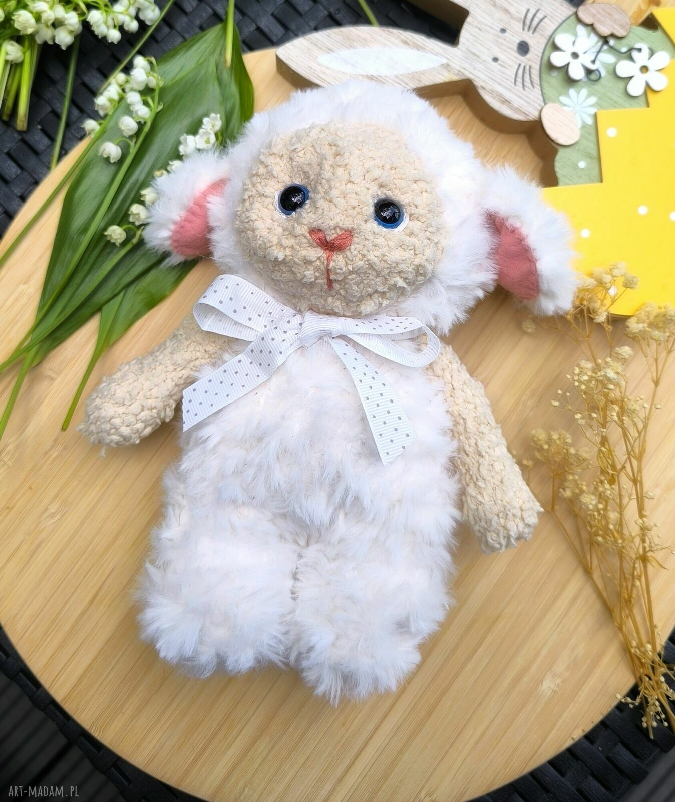 Duża maskotka owieczka Alicja - szydełkowy przytulak handmade