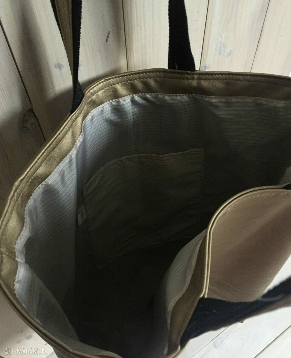 Duża torba miejska na ramię w stylu boho - złota ekoskóra