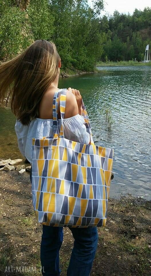 Duża torba na plażę - nieprzemakalna i bardzo pojemna