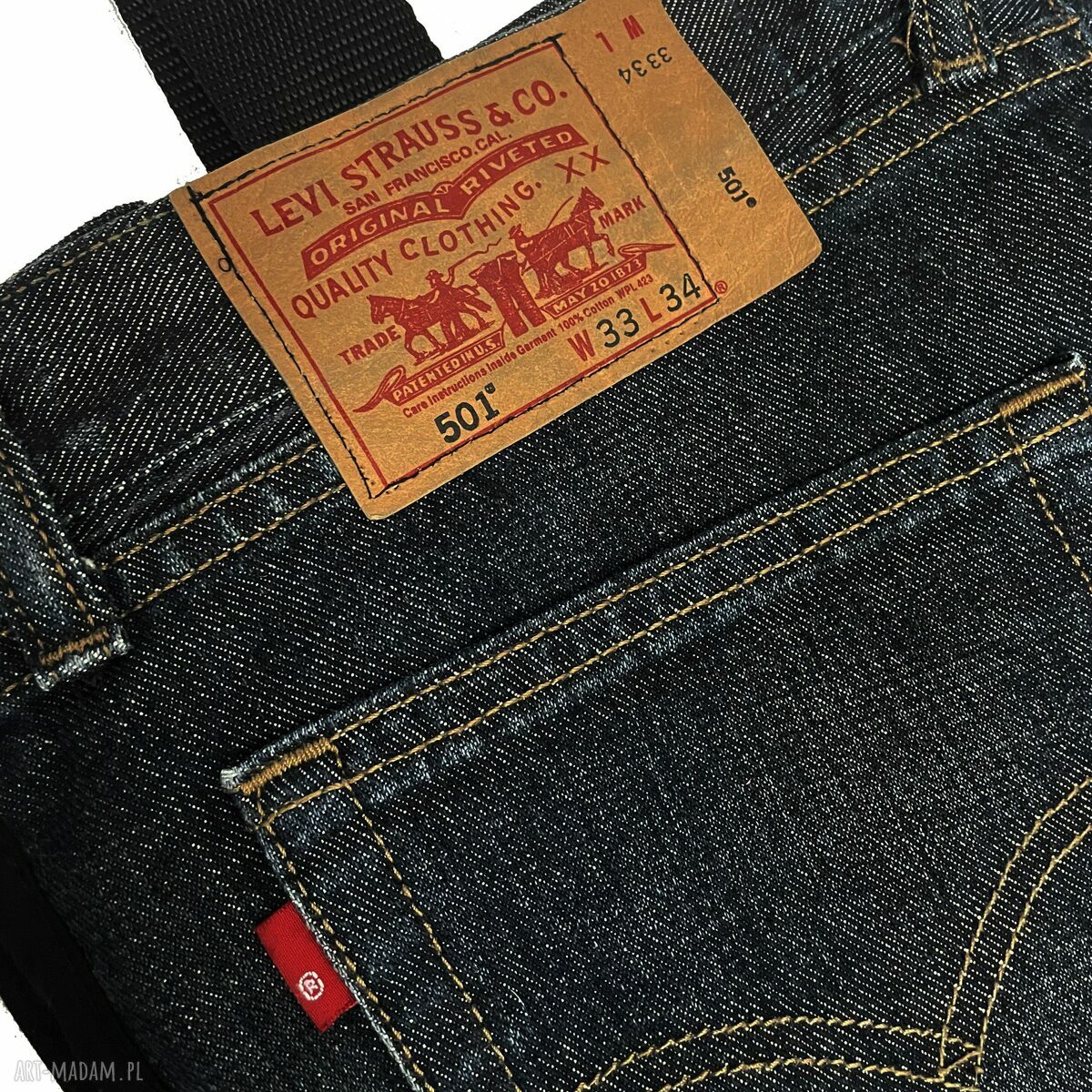 Duża torba na ramię z upcyklingu jeans Levi's 96 od Majunto - shopperka