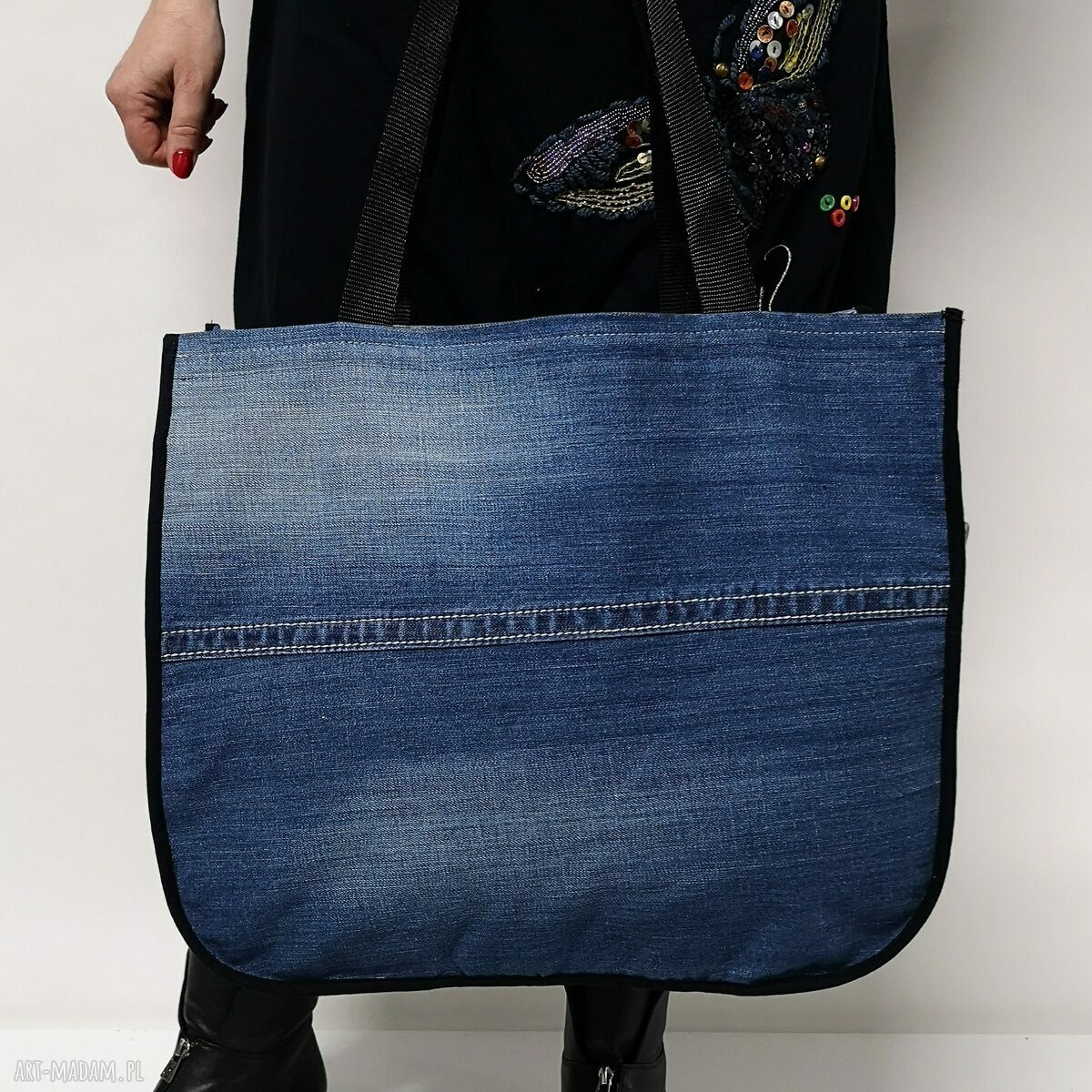 Duża torba na ramię z upcyklingu jeansu JEANS 73 od Majunto