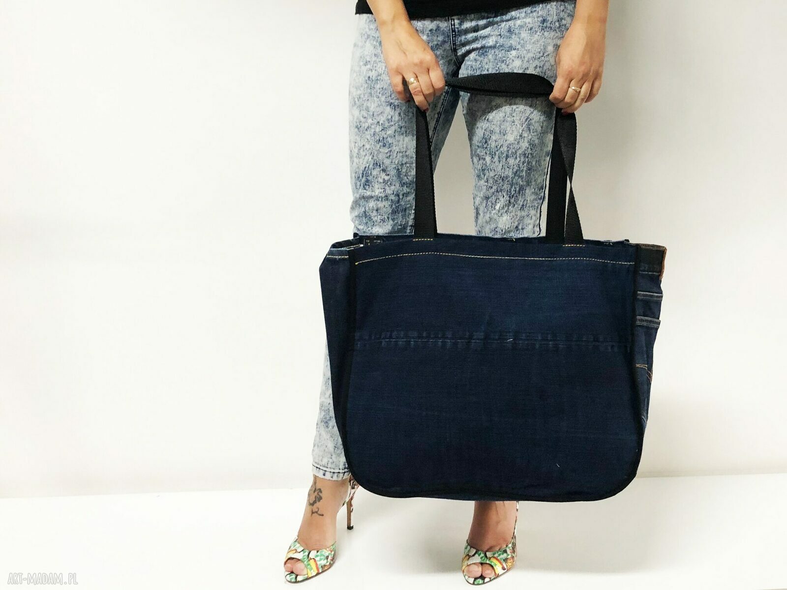 Duża torba na ramię z upcyklingu jeans - Majunto (Lee Cooper 37)