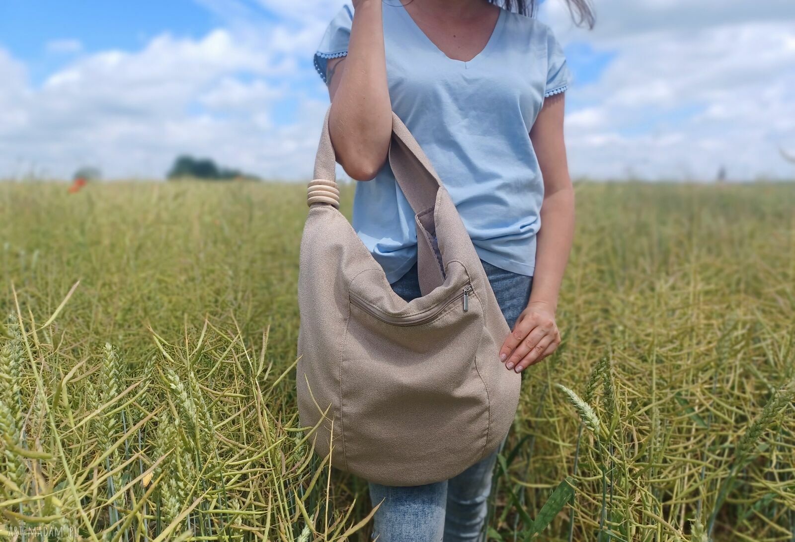 Duża torba worek na ramię z plecionki tapicerskiej - beżowa boho