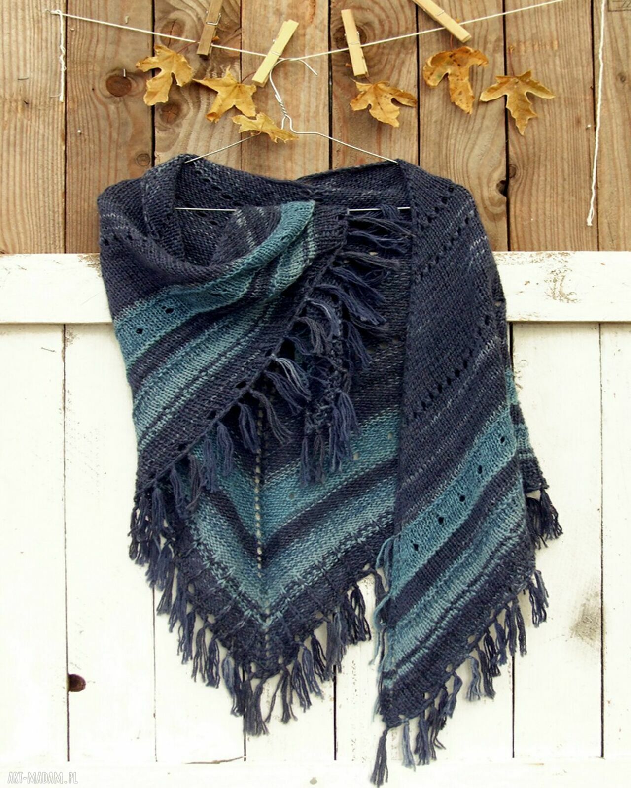 Duża wełniana chusta z frędzlami Navy Blue - ręcznie robiona z alpaki i wełny