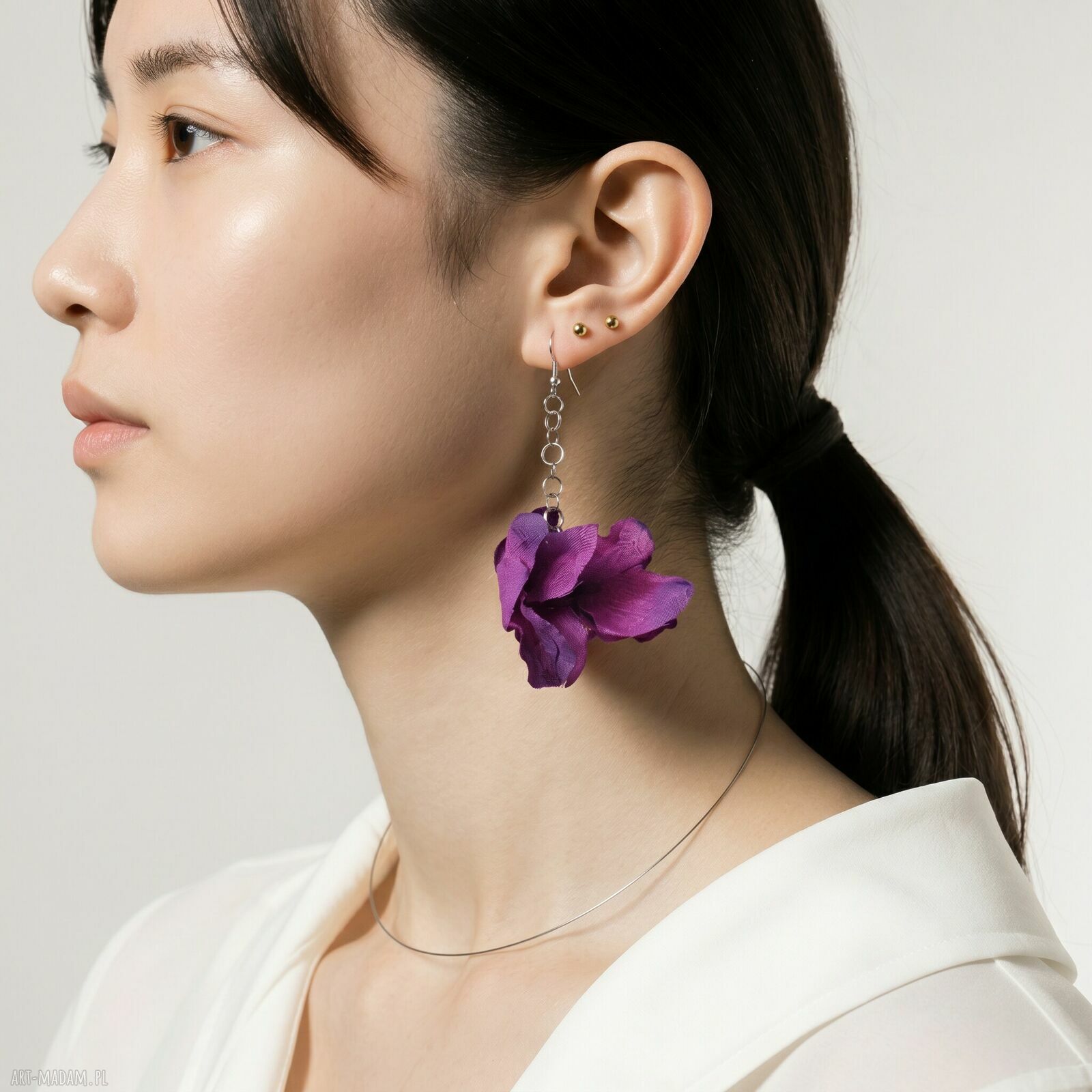 Duże, lekkie kolczyki z kwiatami - niebiesko-brązowe rękodzieło Ruda Klara