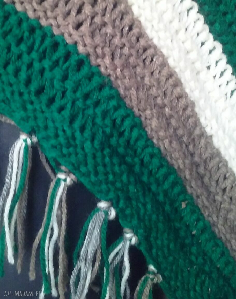 Duże poncho z frędzlami w pasy - ciepła chusta handmade