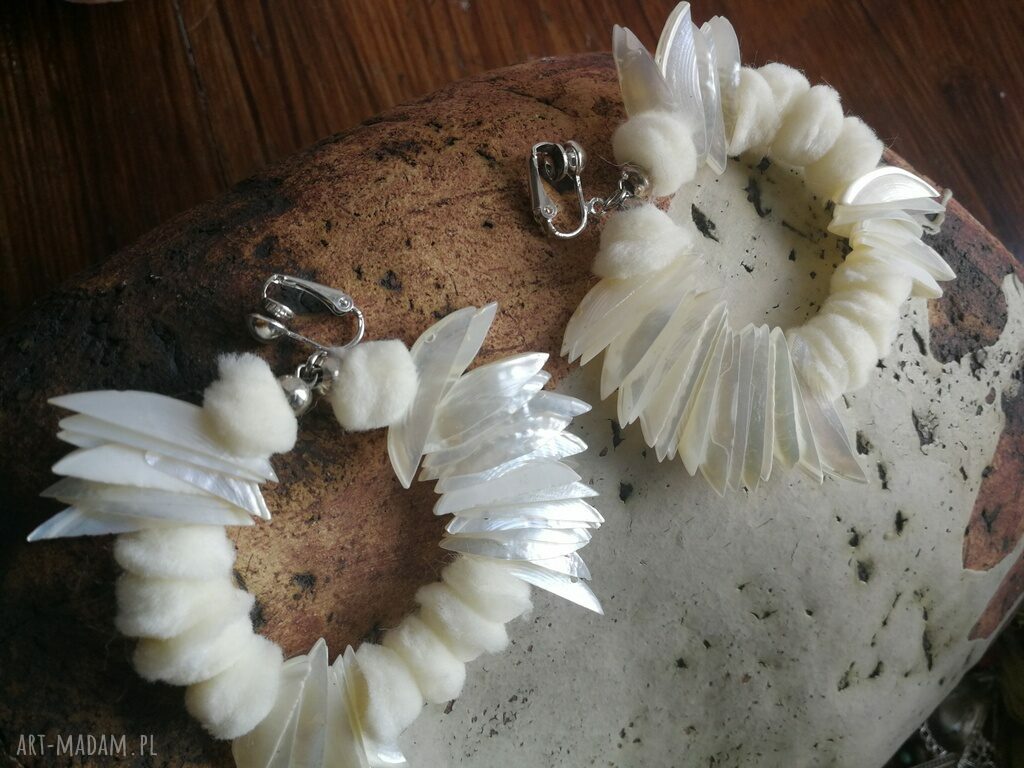 Duże klipsy etno koła z masą perłową - boho perły 7x8 cm