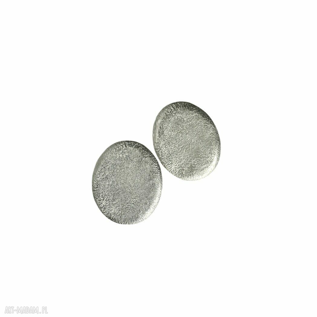 kolczyki: Duże kolczyki na sztyftach owalne z kolekcji Raw Hand Made