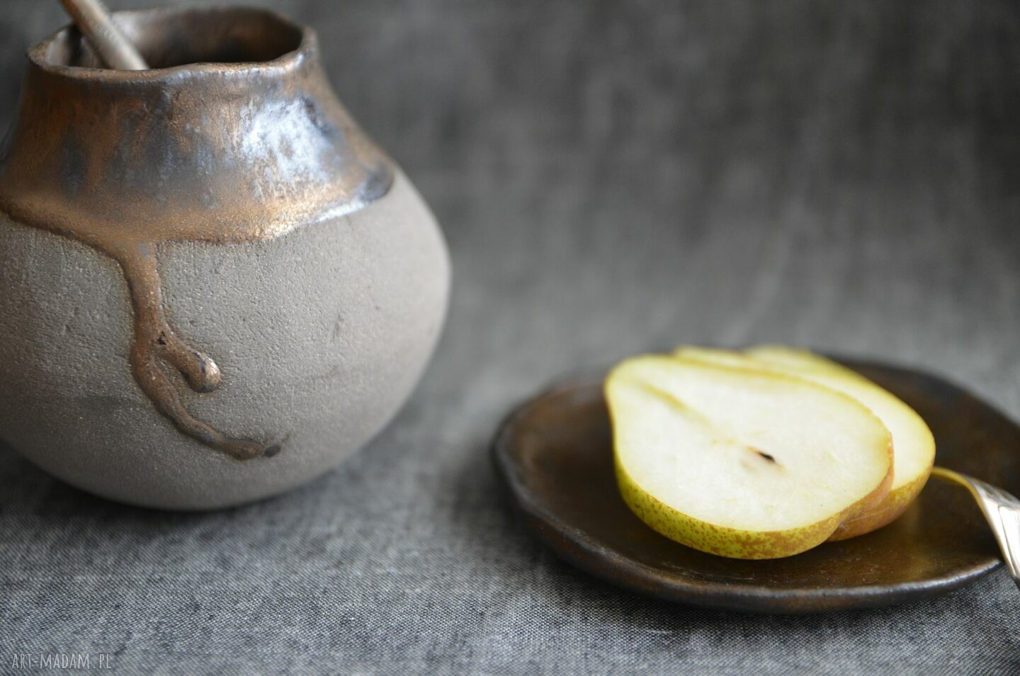 Duże Matero 300 ml - kubek do yerba mate z kamionki i starym złotem